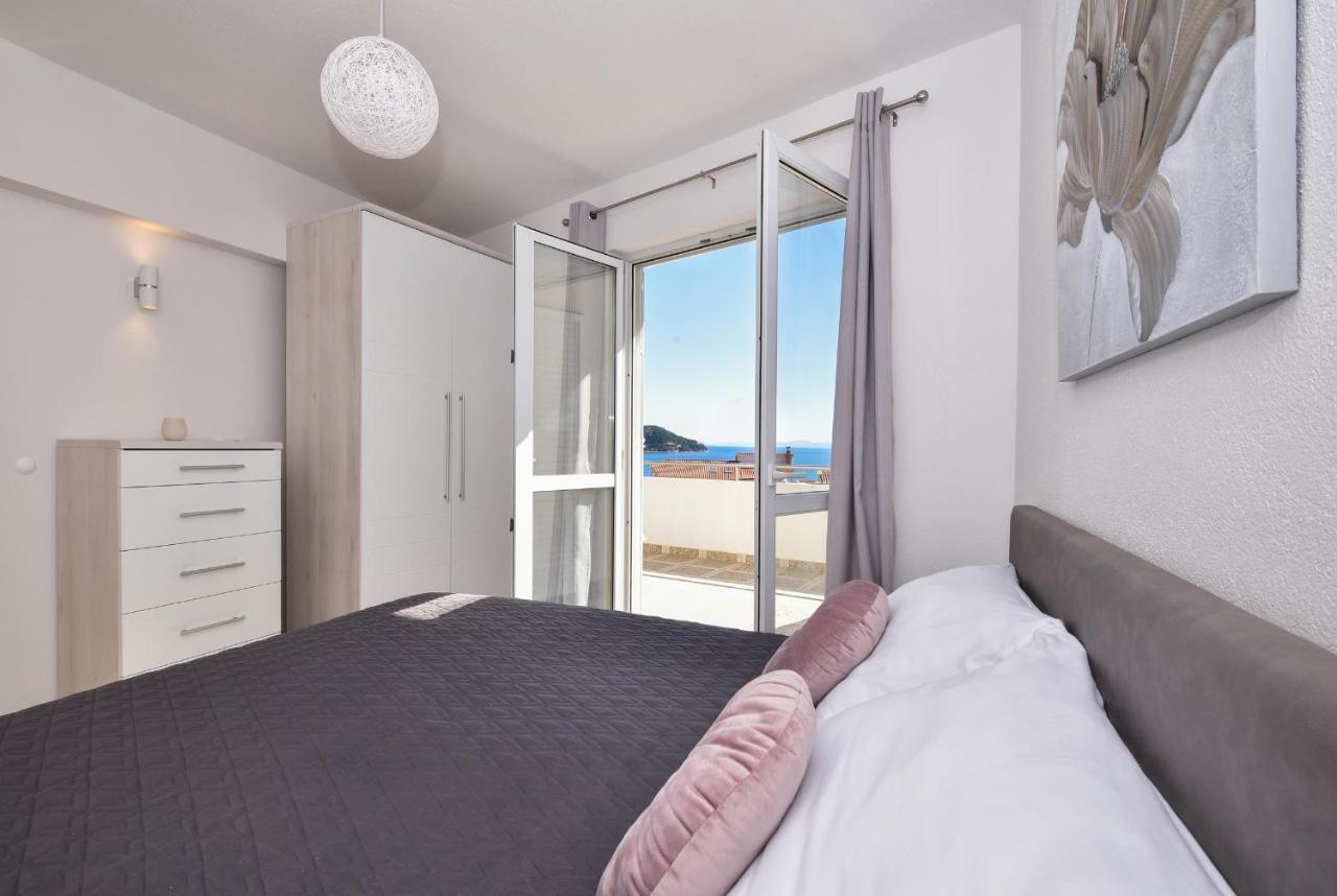 Apartman Luka Igrane Bagian luar foto