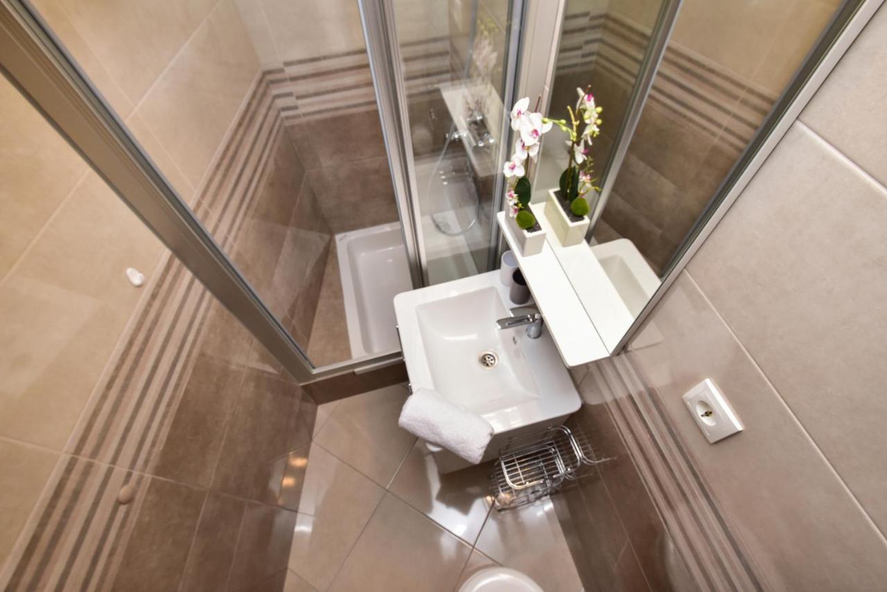 Apartman Luka Igrane Bagian luar foto
